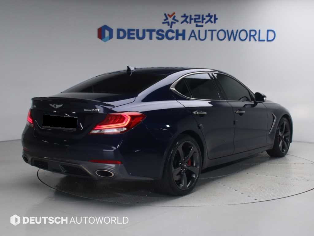 Genesis G70 — photo 02