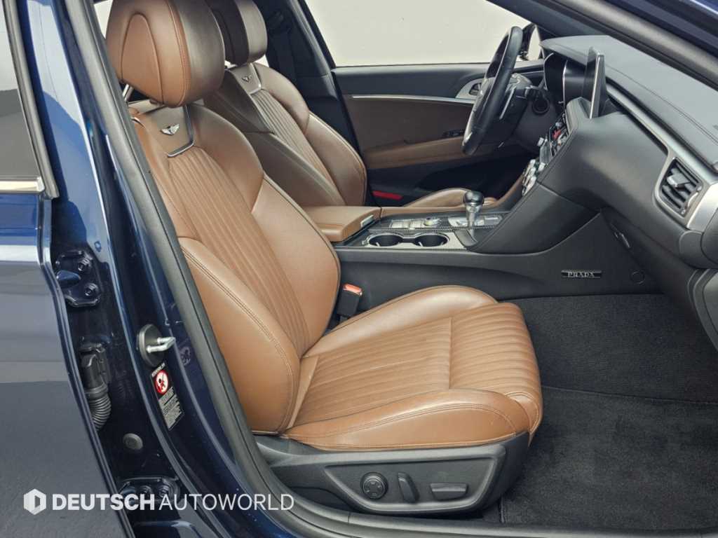 Genesis G70 — photo 10