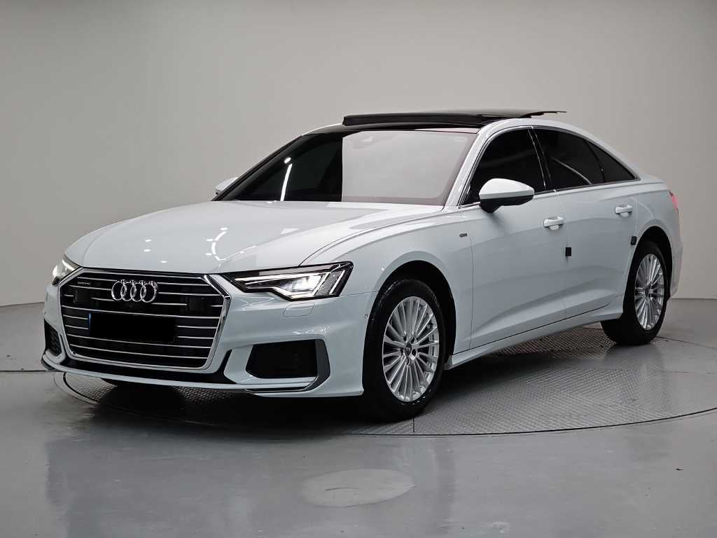 Audi A6 — photo 01