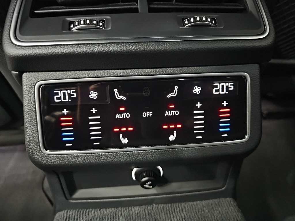 Audi A6 — photo 13