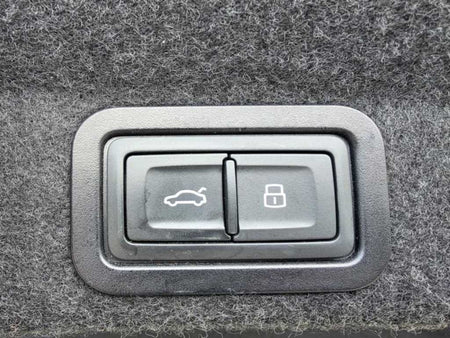 Audi A6 — photo 17