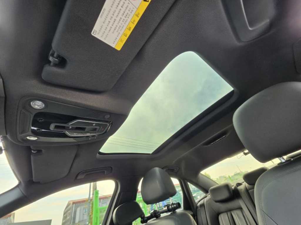 Audi A6 — photo 18