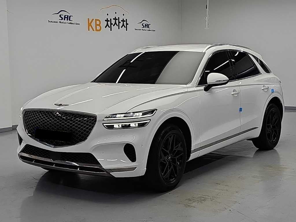 Genesis GV70 — photo 01