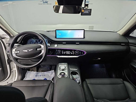 Genesis GV70 — photo 07
