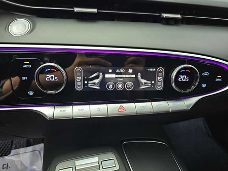 Genesis GV70 — photo 10