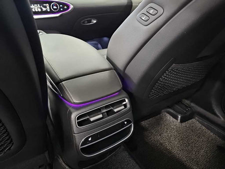 Genesis GV70 — photo 13
