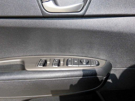 Kia K5 — photo 11