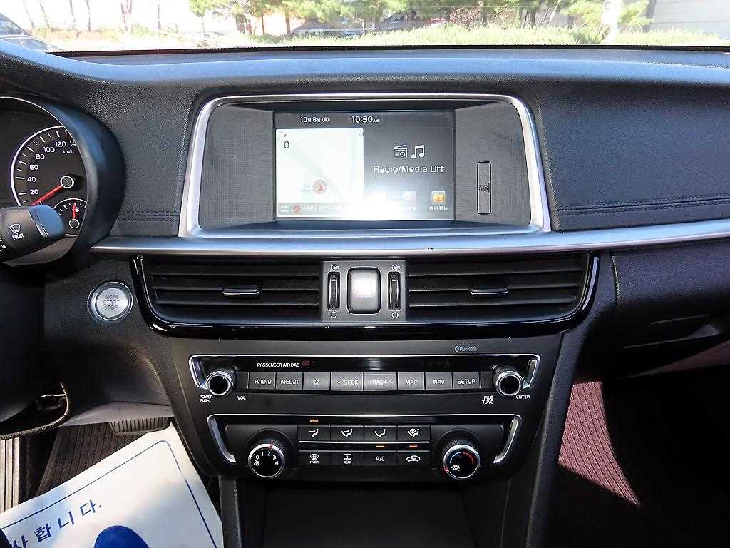 Kia K5 — photo 13