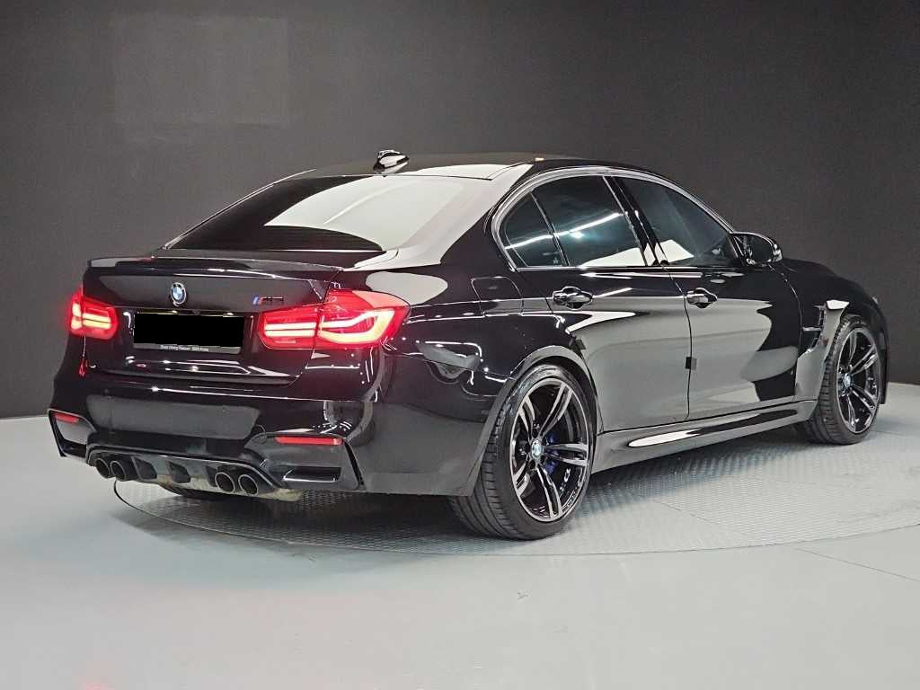 BMW M3 — photo 04