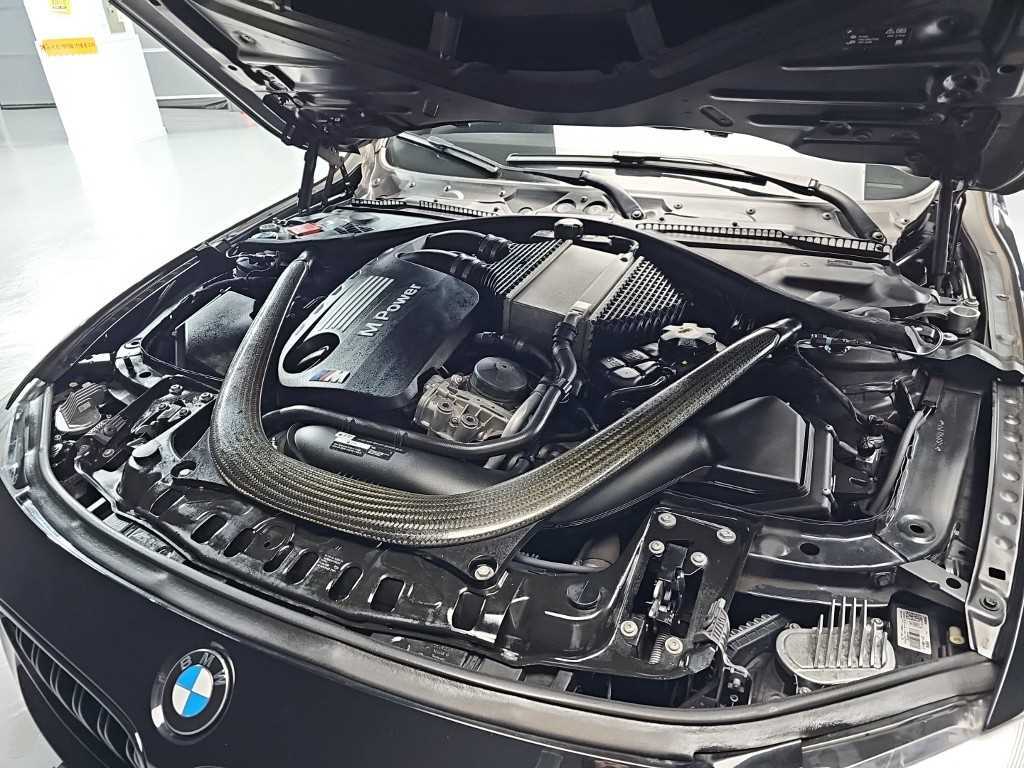 BMW M3 — photo 05