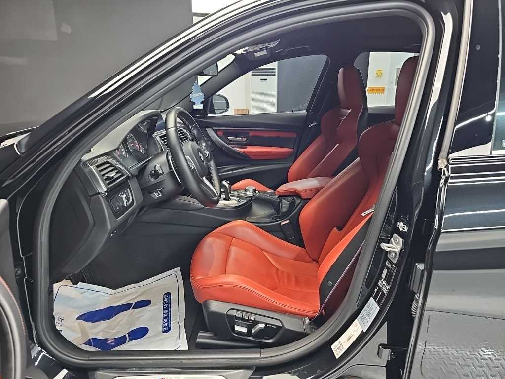 BMW M3 — photo 11