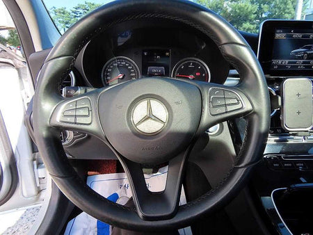 Mercedes-Benz C-Class — photo 08