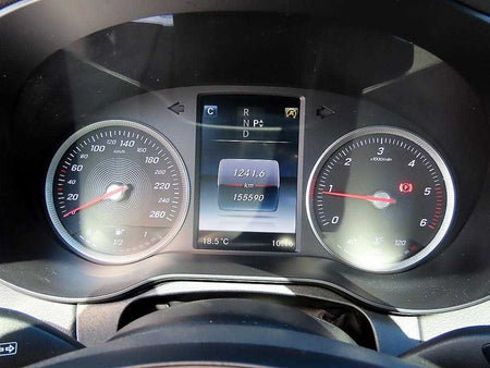 Mercedes-Benz C-Class — photo 09