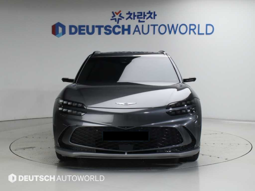 Genesis GV60 — photo 03