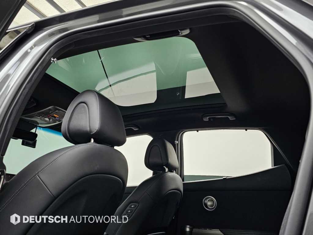 Genesis GV60 — photo 18