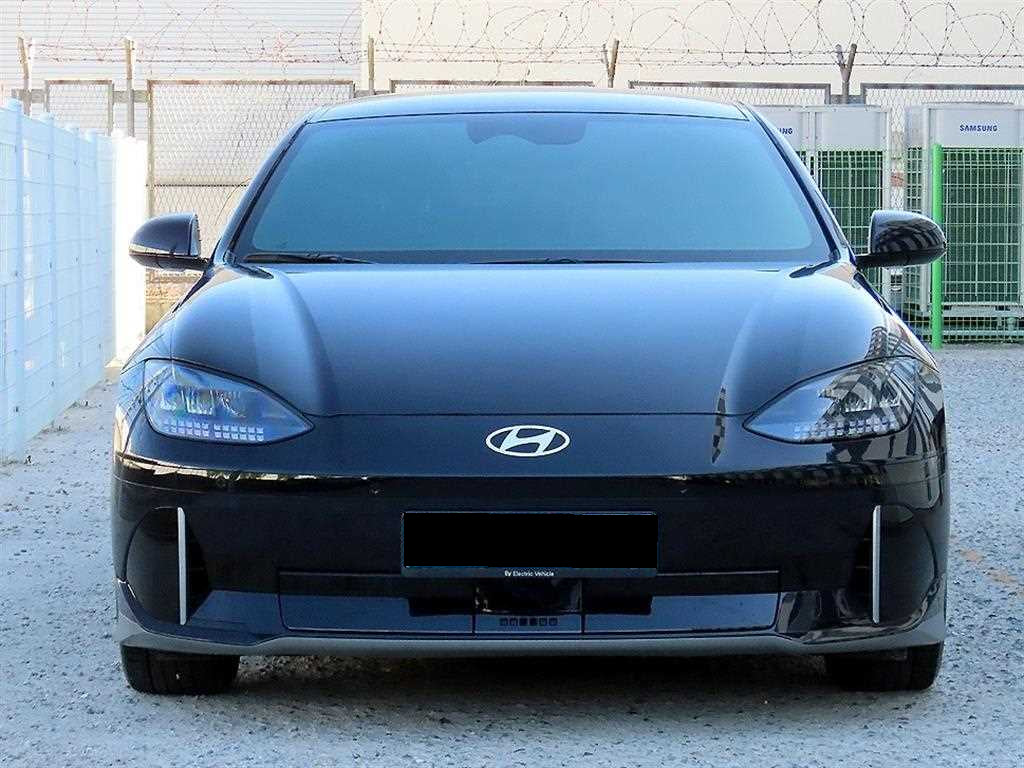 Hyundai Ioniq6 — photo 01