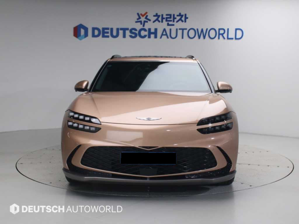 Genesis GV60 — photo 03