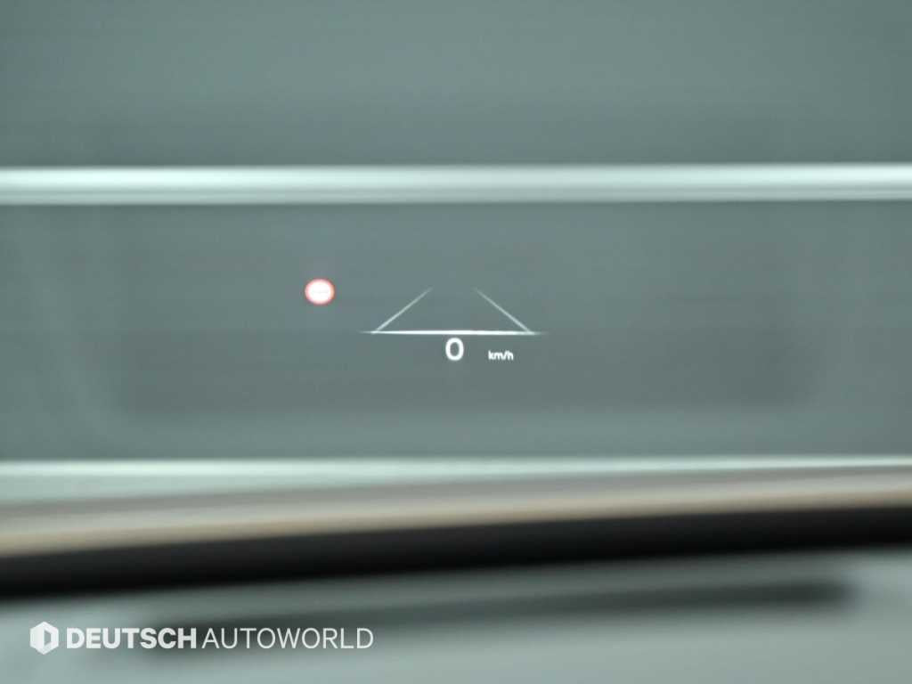 Genesis GV60 — photo 17
