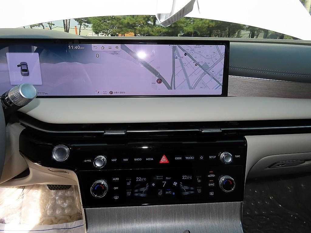 Genesis G80 — photo 14