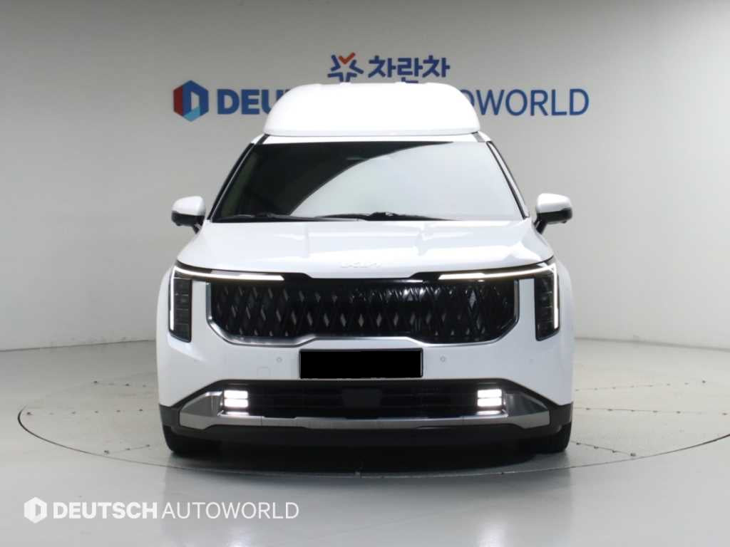 Kia Carnival — photo 03