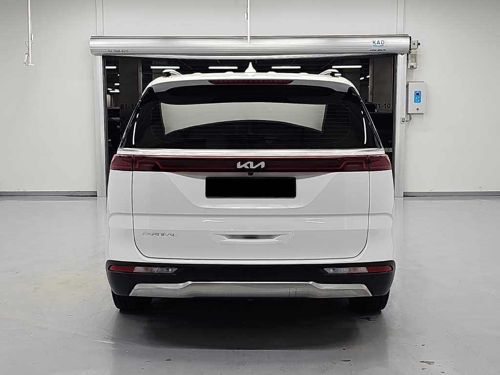 Kia Carnival — photo 04