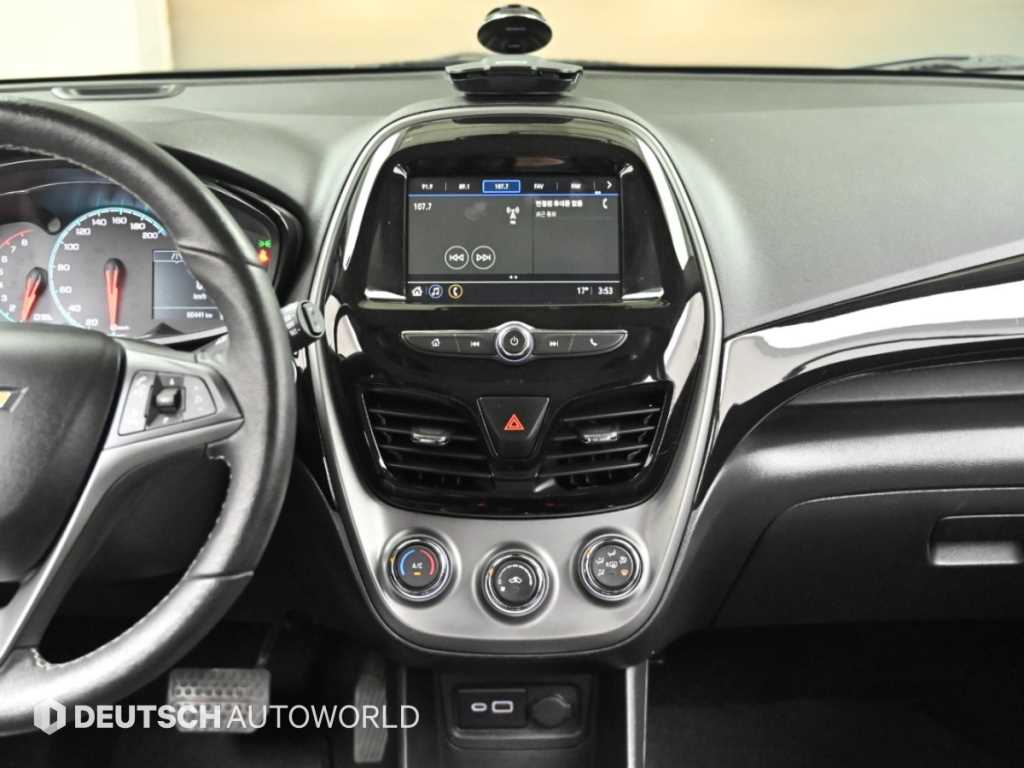 CHEVROLET Spark — photo 14