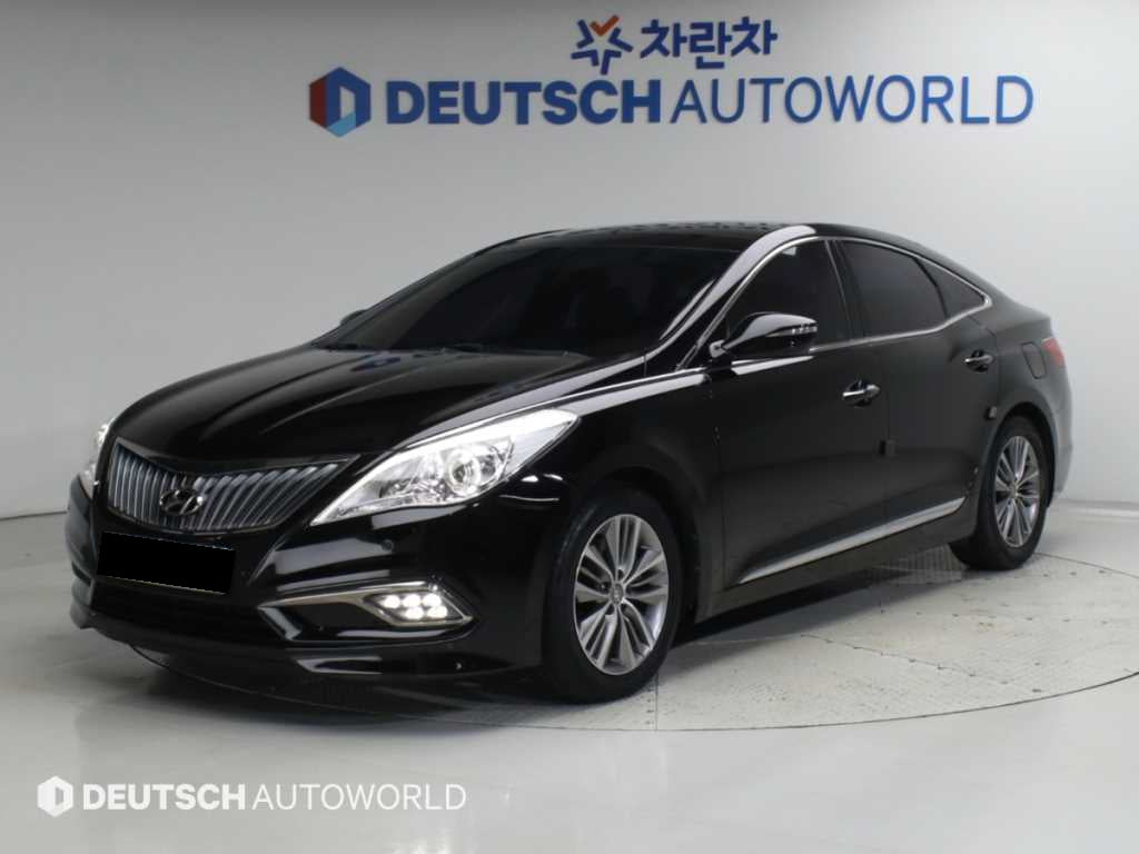 Hyundai Grandeur — photo 01