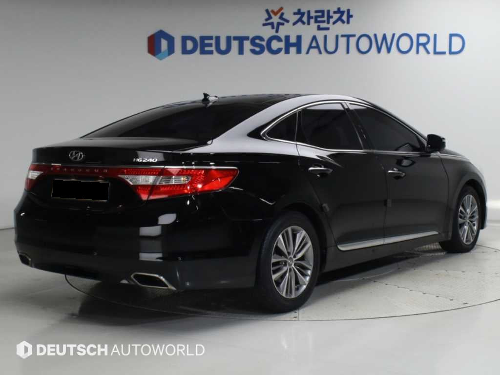 Hyundai Grandeur — photo 02