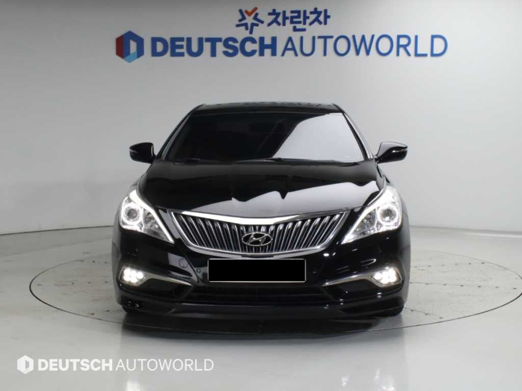 Hyundai Grandeur — photo 03