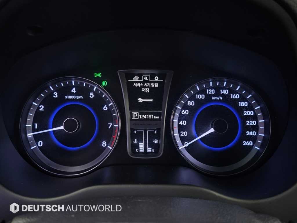 Hyundai Grandeur — photo 09