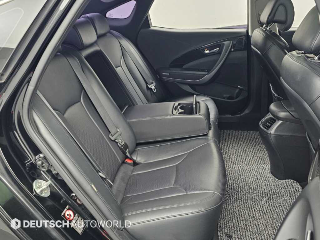 Hyundai Grandeur — photo 13