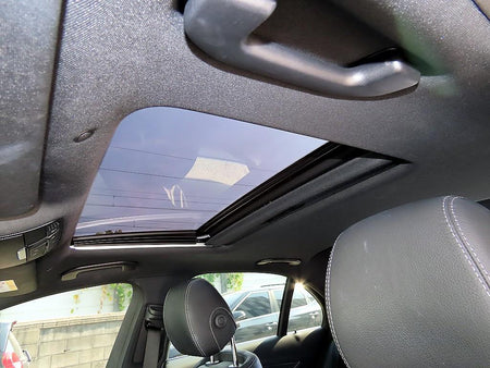 Mercedes-Benz E-Class — photo 16