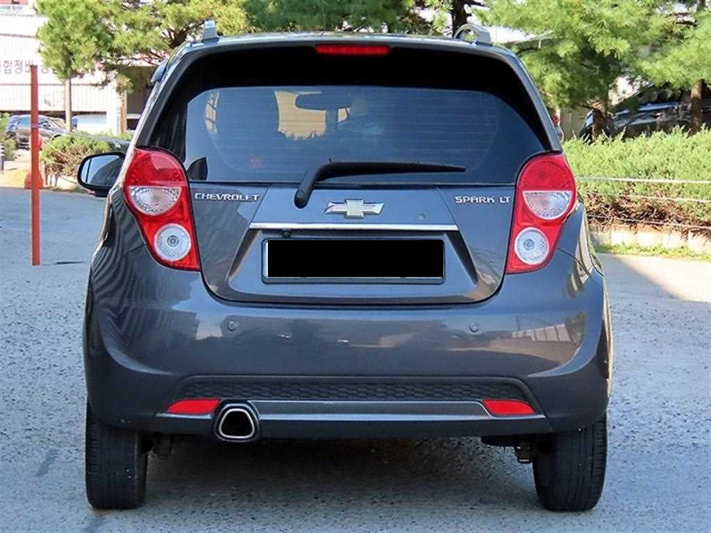 CHEVROLET Spark — photo 04