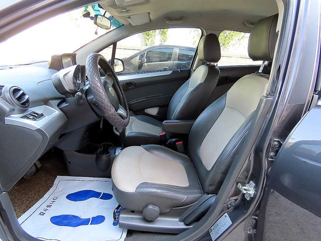 CHEVROLET Spark — photo 05