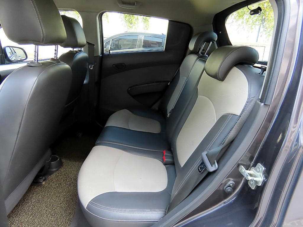 CHEVROLET Spark — photo 06