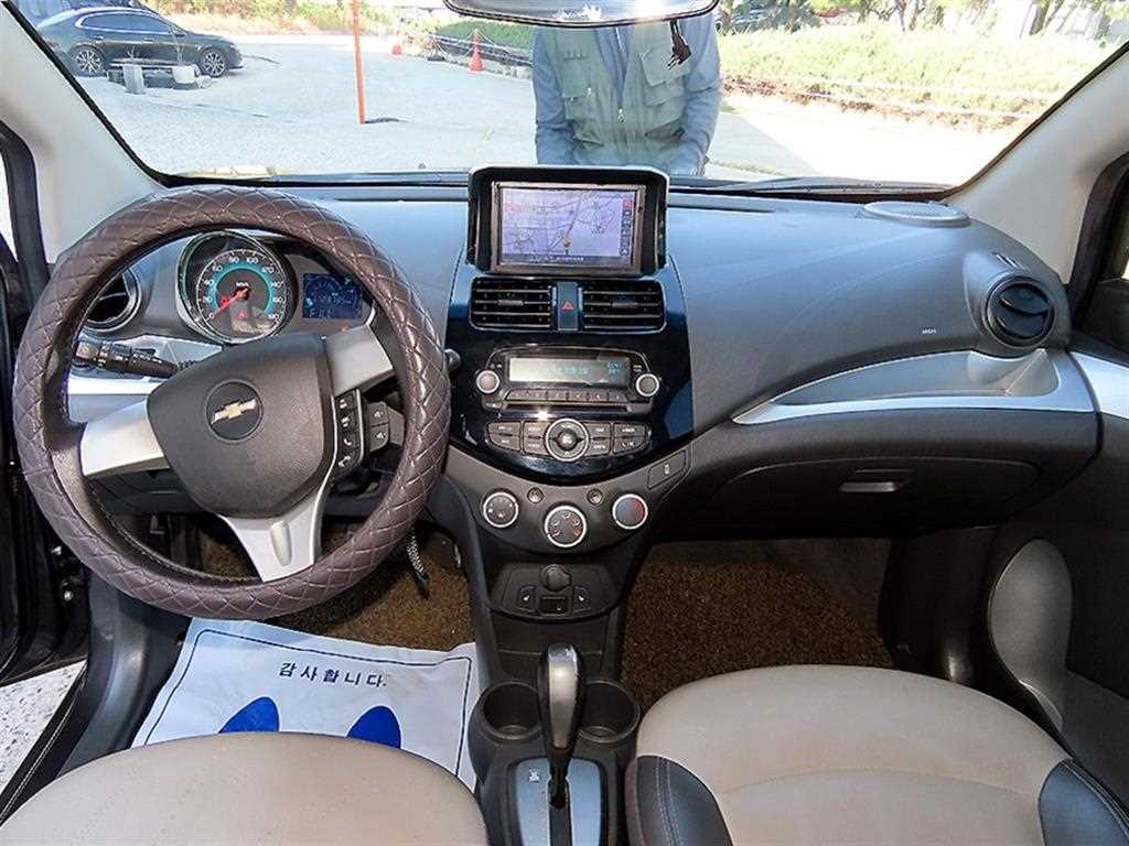 CHEVROLET Spark — photo 07