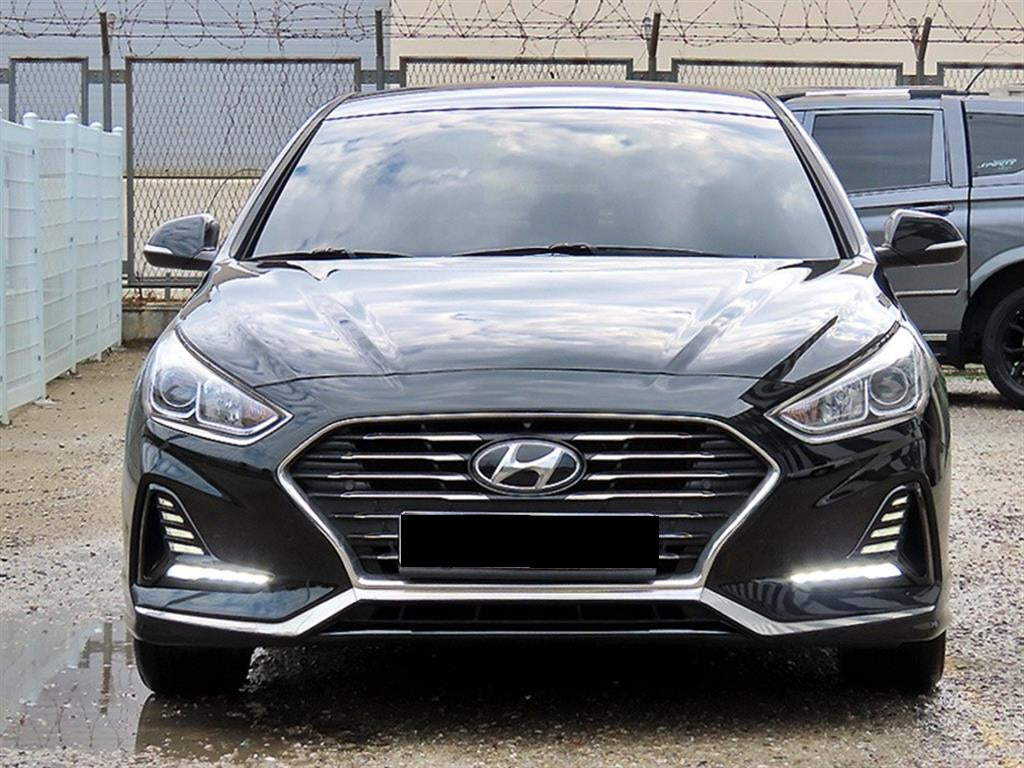 Hyundai Sonata — photo 01