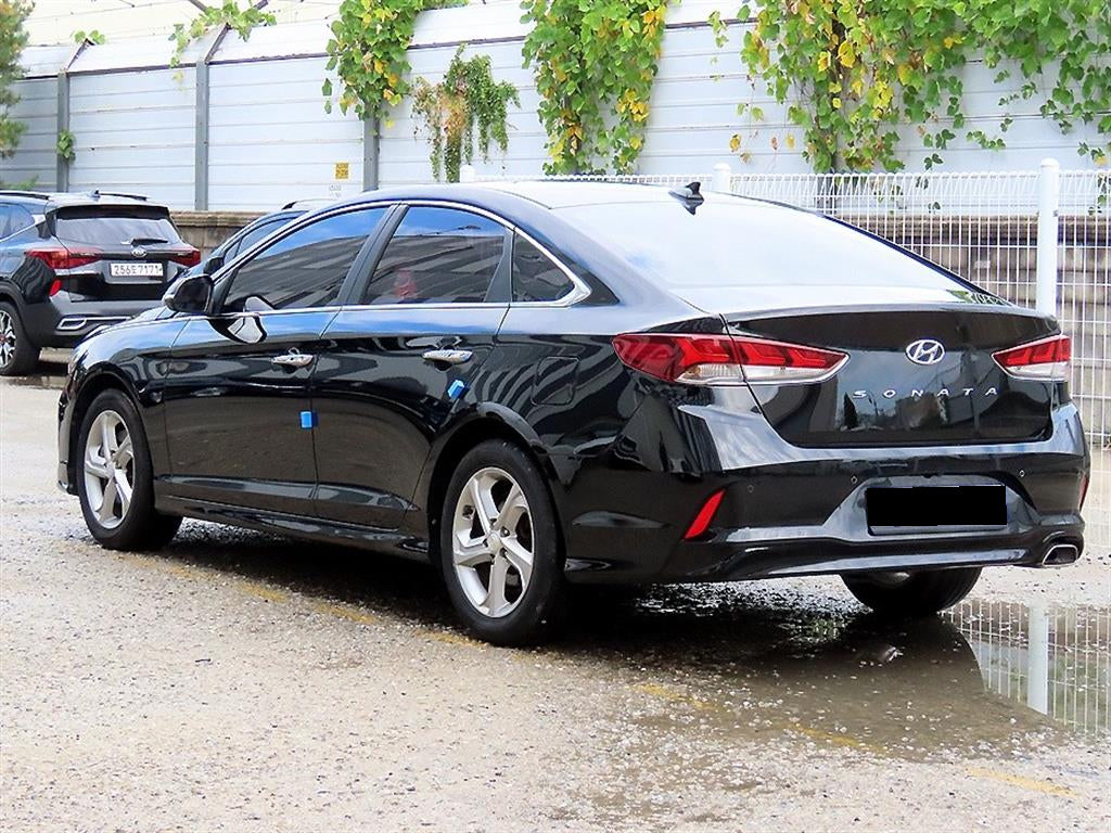 Hyundai Sonata — photo 03