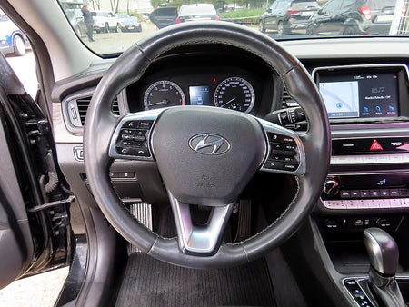Hyundai Sonata — photo 08