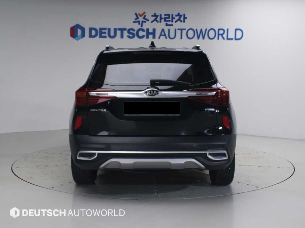 Kia Seltos — photo 04