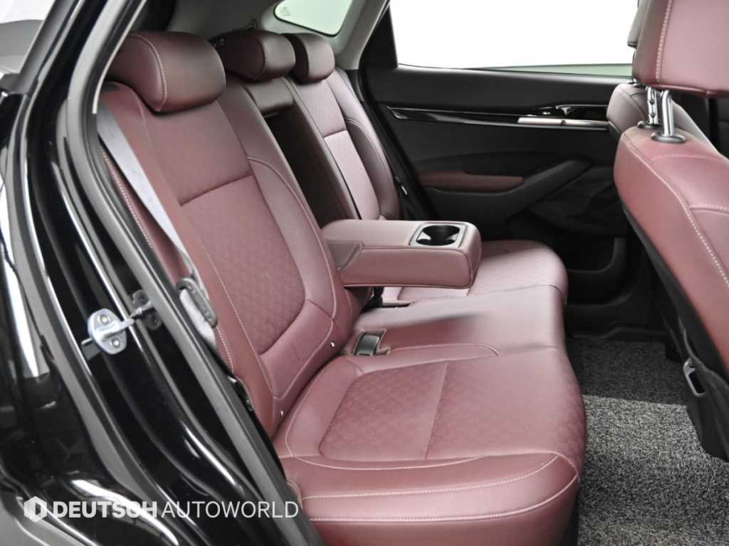 Kia Seltos — photo 12