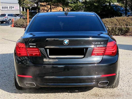 BMW 7-Series — photo 04