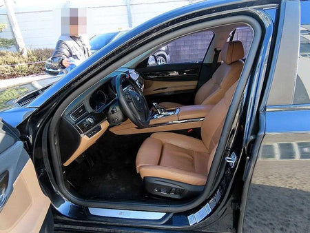BMW 7-Series — photo 05