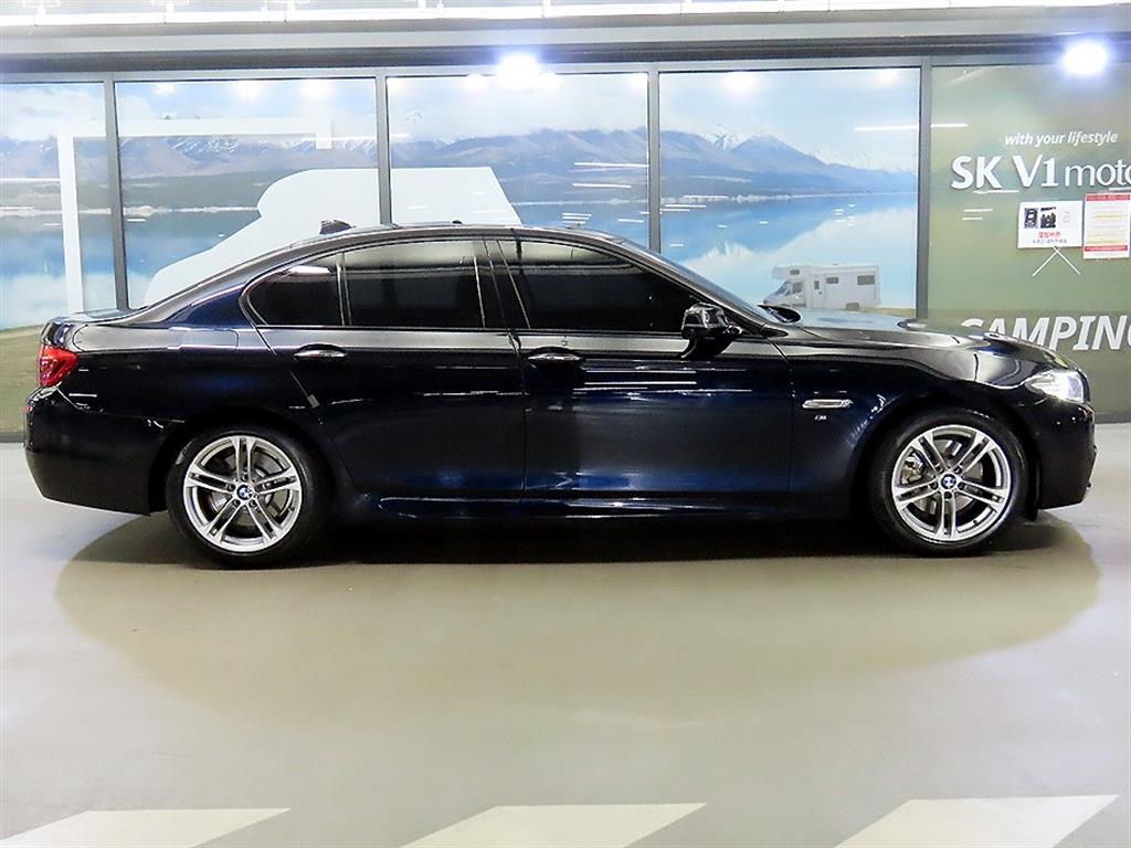 BMW 5-Series — photo 03