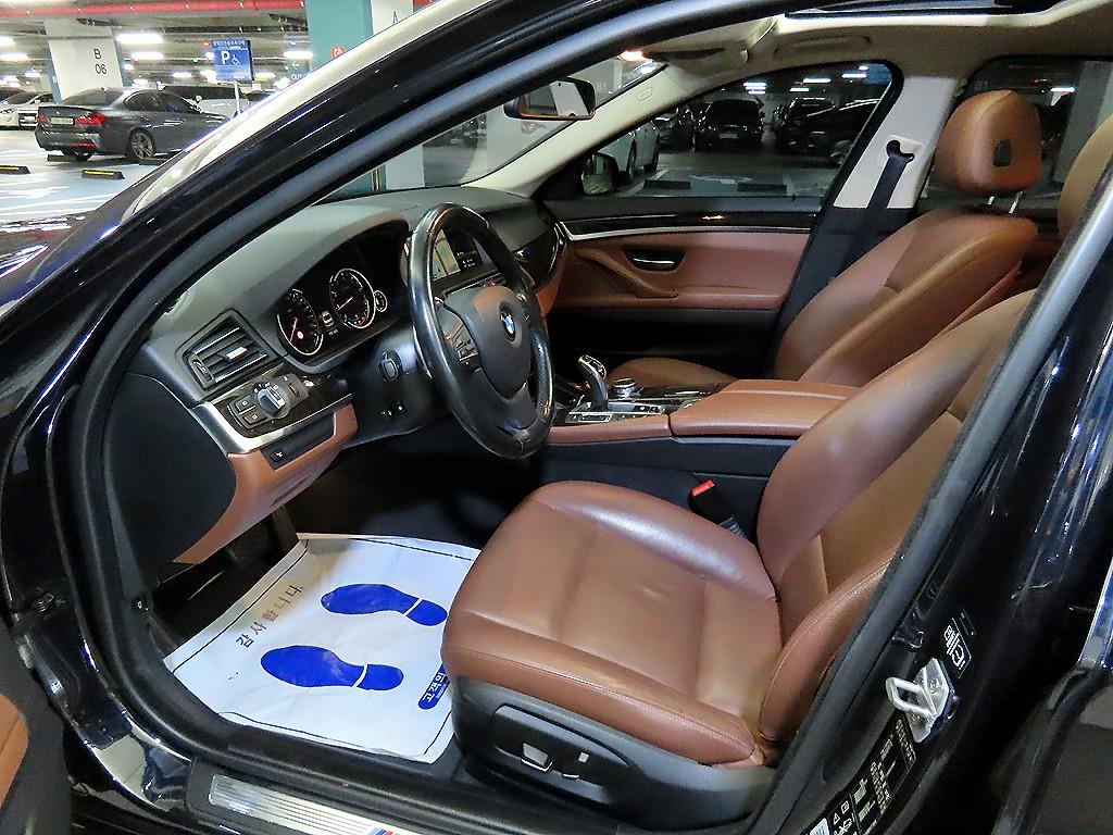 BMW 5-Series — photo 06