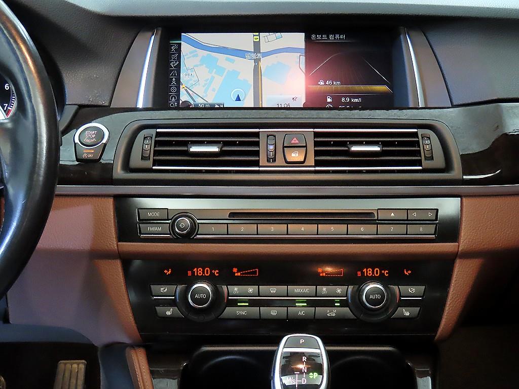 BMW 5-Series — photo 11