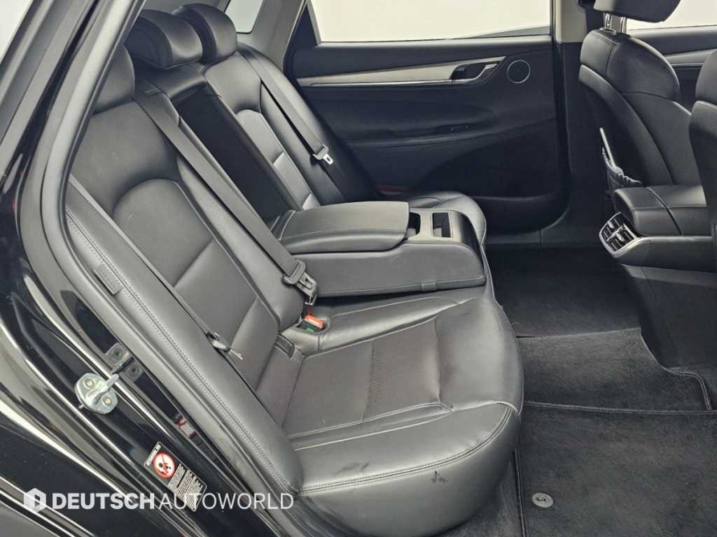 Hyundai Grandeur — photo 12