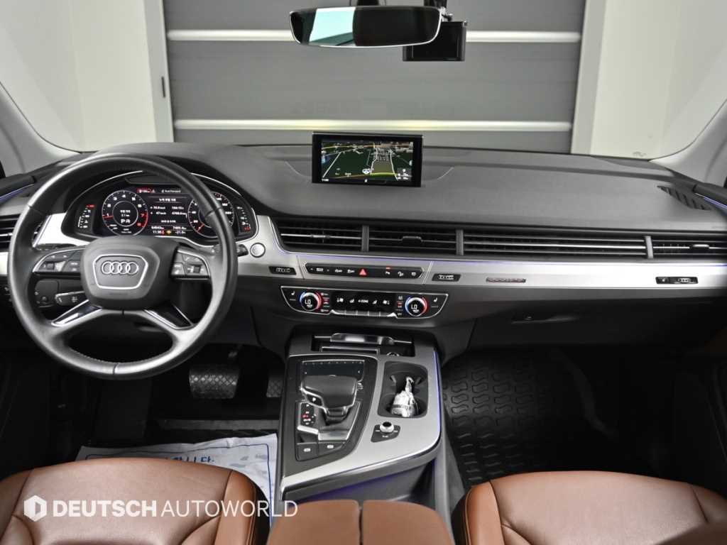 Audi Q7 — photo 07