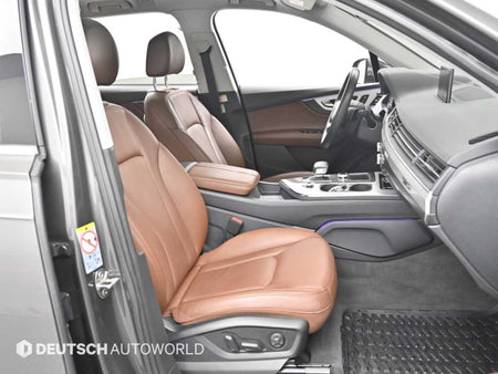 Audi Q7 — photo 10
