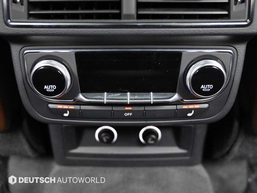 Audi Q7 — photo 16